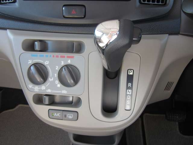 ダイハツ ミラ　イース ６６０ ＸＦ ４ＷＤ H24年 () 99