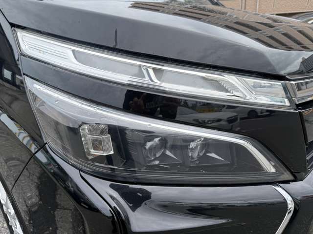 トヨタ ヴォクシー ２．０ ＺＳ 煌 ４ＷＤ H30年 (甲信越・北陸) 99