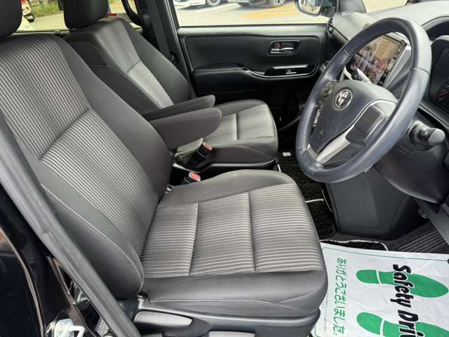 トヨタ ヴォクシー ２．０ ＺＳ 煌 ４ＷＤ H30年 (甲信越・北陸) 99