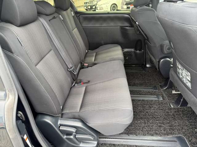 トヨタ ヴォクシー ２．０ ＺＳ 煌 ４ＷＤ H30年 (甲信越・北陸) 99