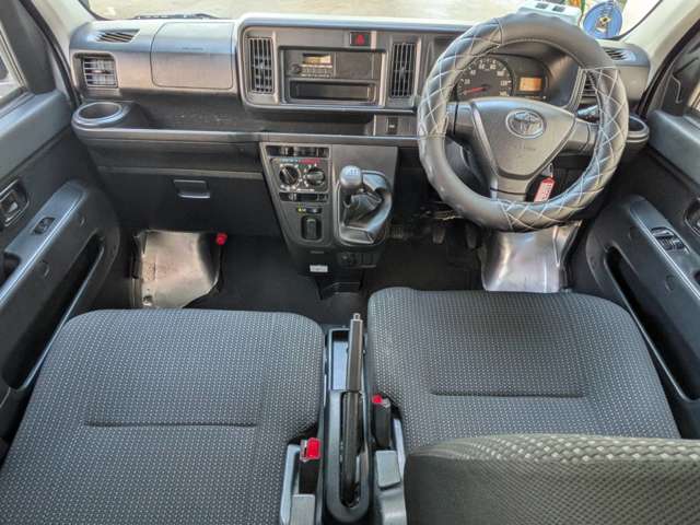 トヨタ ピクシスバン ６６０ デラックス ハイルーフ ４ＷＤ H30年 (甲信越・北陸) 99