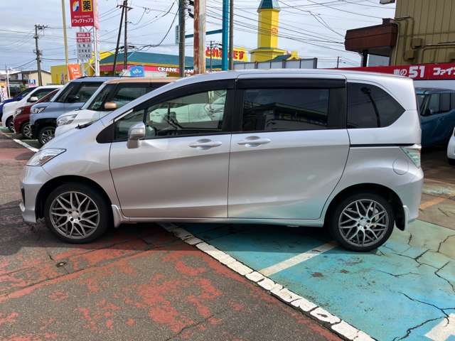 ホンダ フリード １．５ Ｘ 車イス仕様車 ２列シートタイプ H27年 (甲信越・北陸) 99
