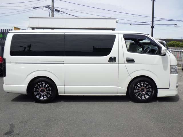 トヨタ ハイエースバン ２．０ スーパーＧＬ ５０ＴＨ アニバーサリー リミテッド ロングボディ R1年 (関東) 99