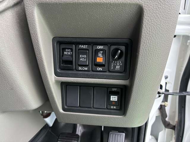 日産 アトラス ３．０Ｄターボ H28年 (関東) 99
