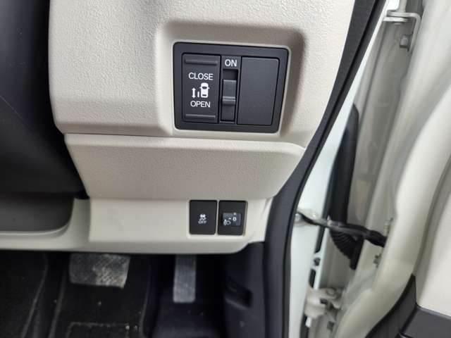 ホンダ Ｎ　ＢＯＸ ６６０ R5年 (関東) 99