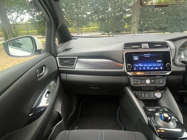 日産 リーフ ｅ＋　Ｘ R4年 (関東) 99