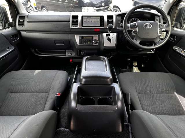 トヨタ ハイエースバン ２．８ スーパーＧＬ ロング ディーゼルターボ ４ＷＤ R3年 (関東) 99