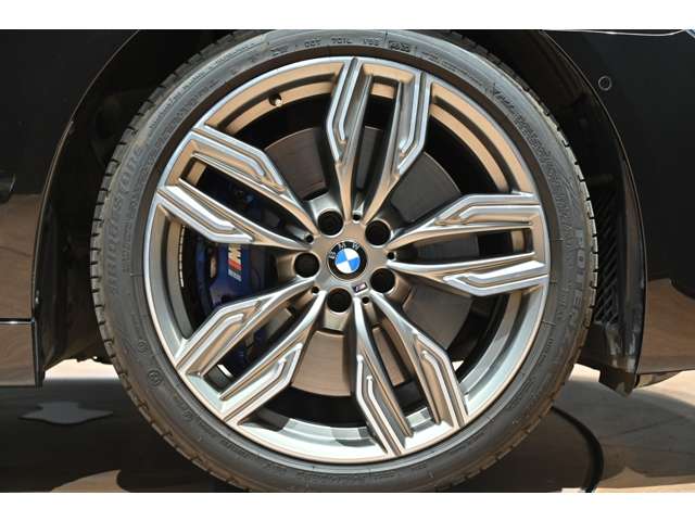 ＢＭＷ ７シリーズ Ｍ７６０ＬＩ Ｘドライブ ４ＷＤ R2年 (関東) 99
