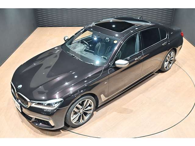 ＢＭＷ ７シリーズ Ｍ７６０ＬＩ Ｘドライブ ４ＷＤ R2年 (関東) 99