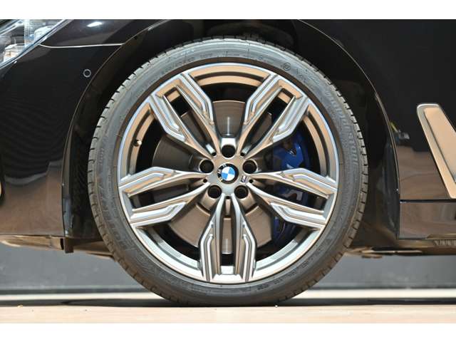 ＢＭＷ ７シリーズ Ｍ７６０ＬＩ Ｘドライブ ４ＷＤ R2年 (関東) 99