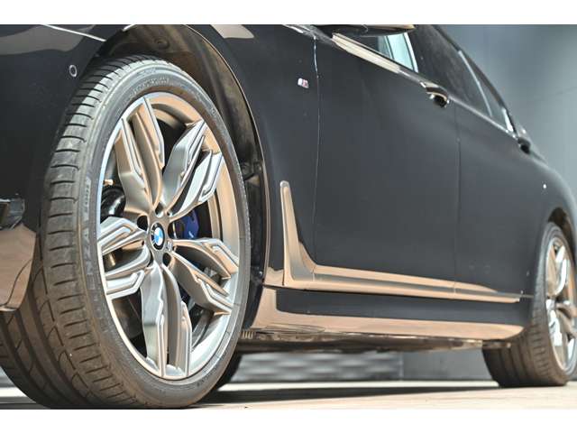 ＢＭＷ ７シリーズ Ｍ７６０ＬＩ Ｘドライブ ４ＷＤ R2年 (関東) 99