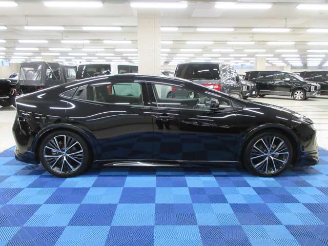 トヨタ プリウス ２．０ Ｚ R5年 (関東) 99