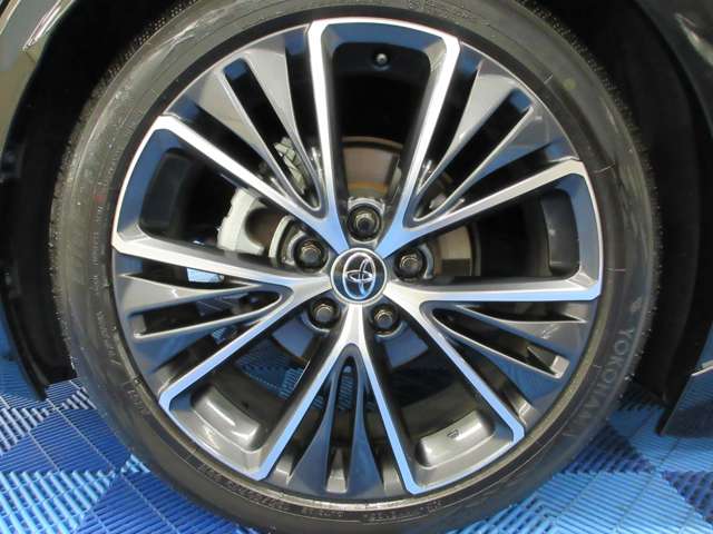 トヨタ プリウス ２．０ Ｚ R5年 (関東) 99