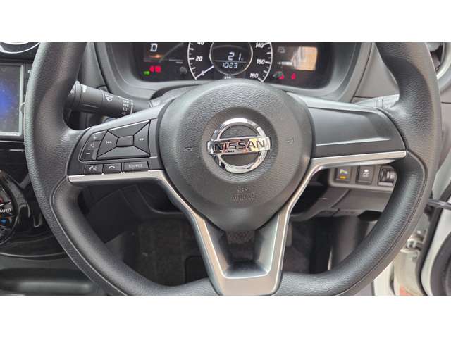 日産 ノート １．２ Ｅ－ＰＯＷＥＲ Ｘ R1年 (関東) 99
