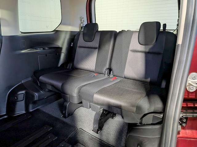 日産 セレナ ２．０ ハイウェイスター Ｖセレクション H29年 (関東) 99