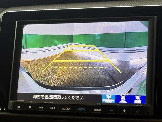 ホンダ フィット　ハイブリッド １．５ Ｅ：ＨＥＶ クロスター R3年 (関東) 99