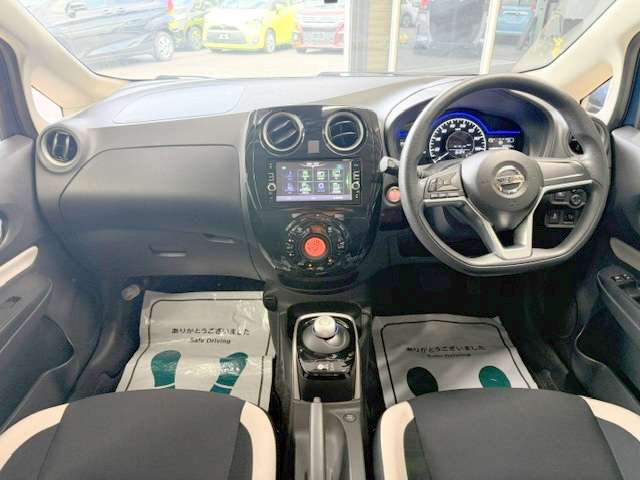 日産 ノート １．２ Ｅ－ＰＯＷＥＲ Ｘ H29年 (関東) 99