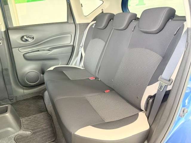 日産 ノート １．２ Ｅ－ＰＯＷＥＲ Ｘ H29年 (関東) 99