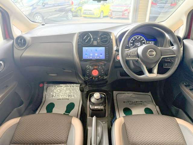 日産 ノート １．２ Ｅ－ＰＯＷＥＲ メダリスト H29年 (関東) 99