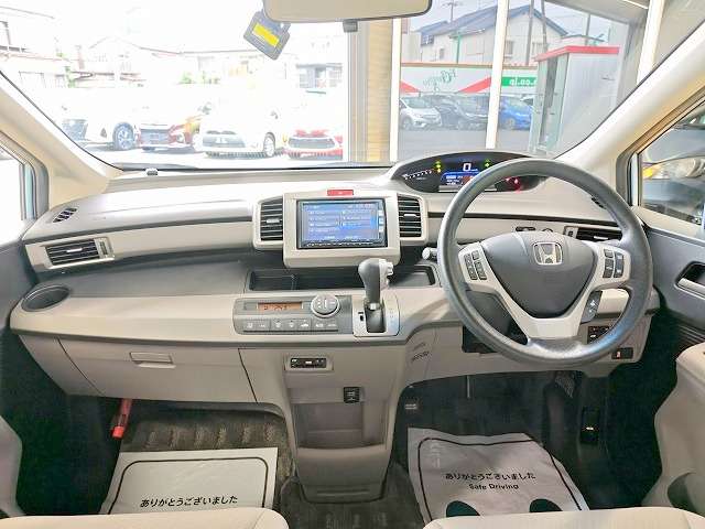 ホンダ フリード　ハイブリッド １．５ ジャストセレクション H25年 (関東) 99