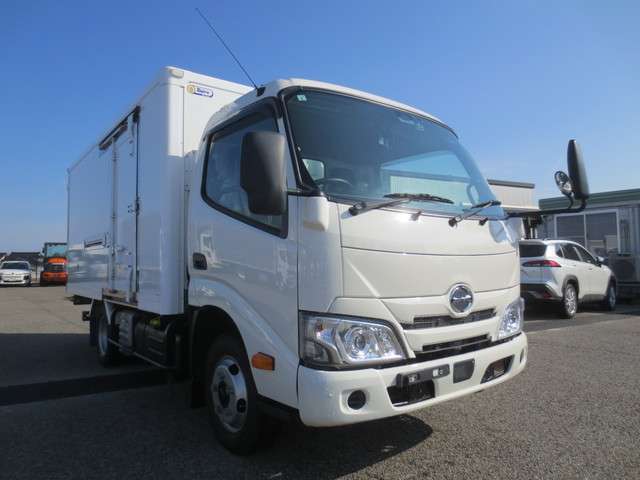 日野自動車 デュトロ ４．０ ワイド セミロング フルジャストロー ディーゼルターボ R5年 (甲信越・北陸) 99