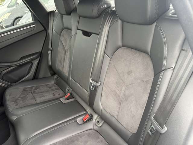 ポルシェ マカン ＰＤＫ ４ＷＤ H29年 (近畿) 99