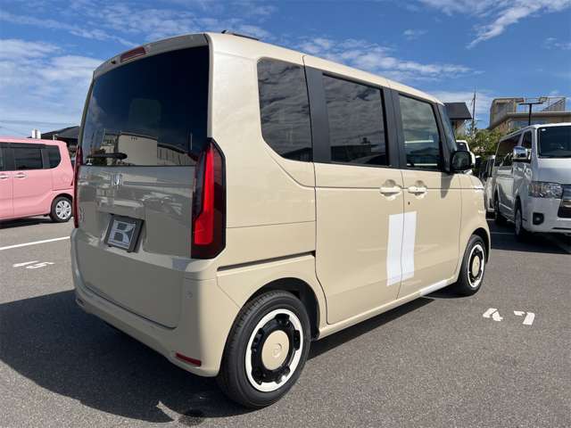 ホンダ Ｎ　ＢＯＸ ６６０ ファッションスタイル モノトーン R8年 () 99