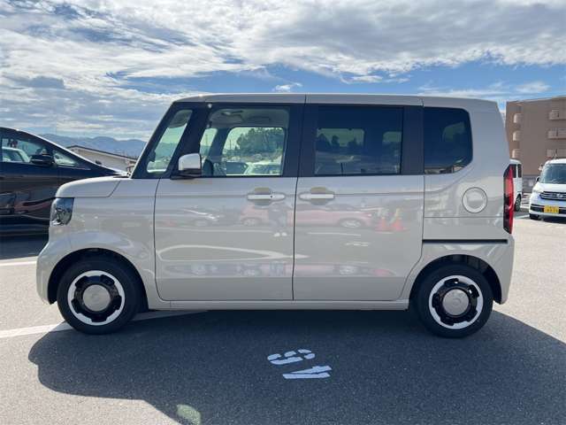 ホンダ Ｎ　ＢＯＸ ６６０ ファッションスタイル モノトーン R8年 () 99