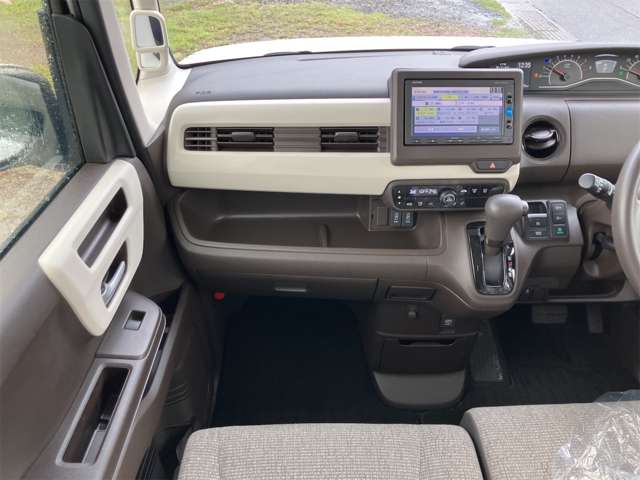 ホンダ Ｎ　ＢＯＸ ６６０ Ｌ R4年 (東海) 99