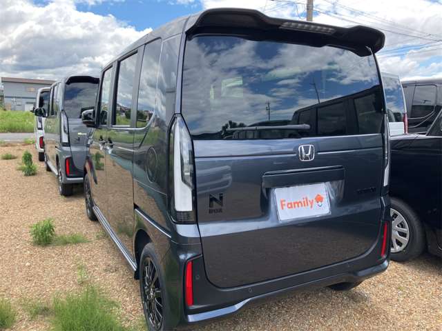 ホンダ Ｎ　ＢＯＸ カスタム ６６０ ブラック スタイル R8年 (東海) 99
