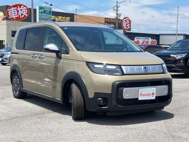 ホンダ フリード　ハイブリッド １．５ Ｅ：ＨＥＶ クロスター R8年 (東海) 99