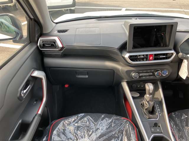 トヨタ ライズ　ハイブリッド ハイブリッド １．２ Ｚ R8年 (東海) 99