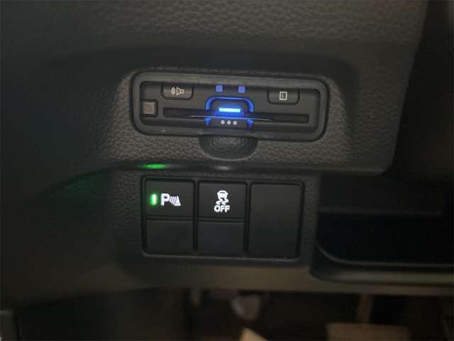ホンダ Ｎ　ＢＯＸ カスタム ６６０ Ｌ R4年 (近畿) 99