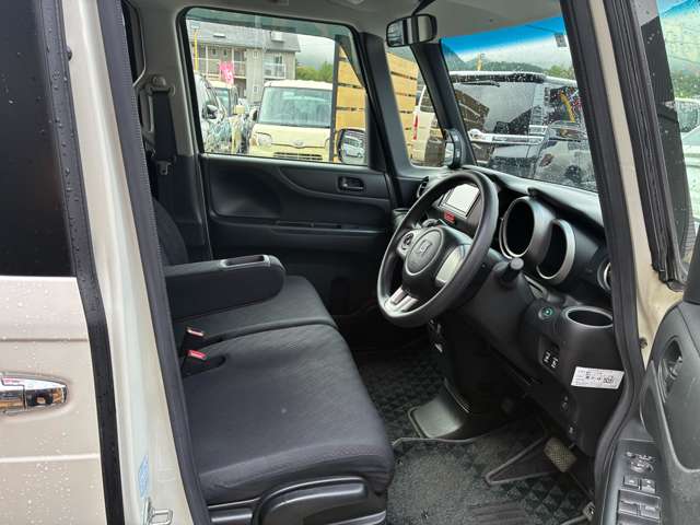 ホンダ Ｎ　ＢＯＸ ６６０ Ｇ H25年 (近畿) 99