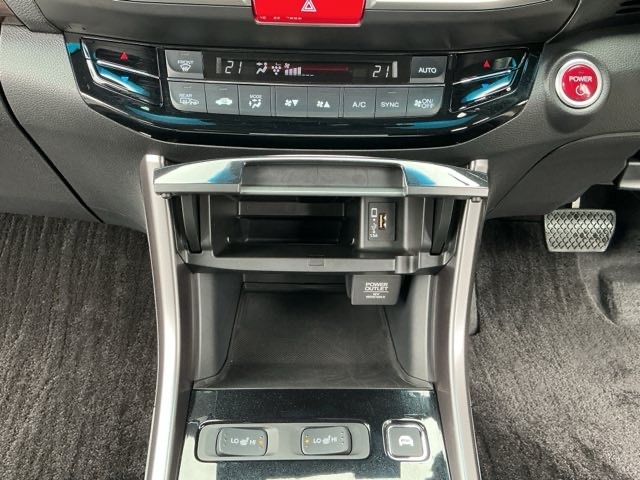 ホンダ アコード　ハイブリッド ２．０ ハイブリッド ＥＸ R1年 (近畿) 99