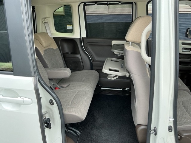 ホンダ Ｎ　ＢＯＸ ６６０ Ｌ R4年 (近畿) 99