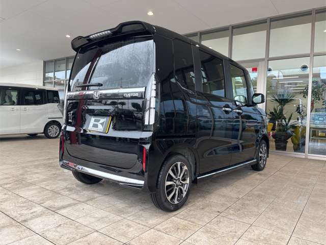 ホンダ Ｎ　ＢＯＸ カスタム ６６０ R8年 (九州・沖縄) 99
