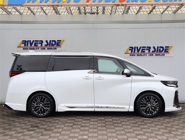 トヨタ ヴェルファイア　ハイブリッド ハイブリッド ２．５ Ｚプレミア R5年 (関東) 99