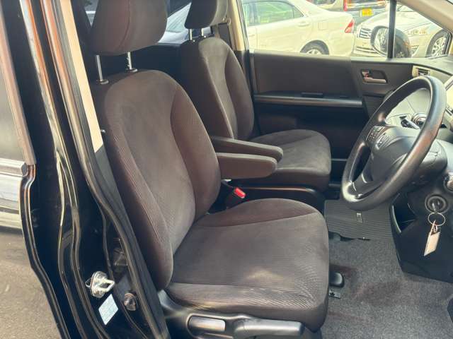 ホンダ フリード １．５ Ｘ 車イス仕様車 ２列シートタイプ H25年 (東海) 99