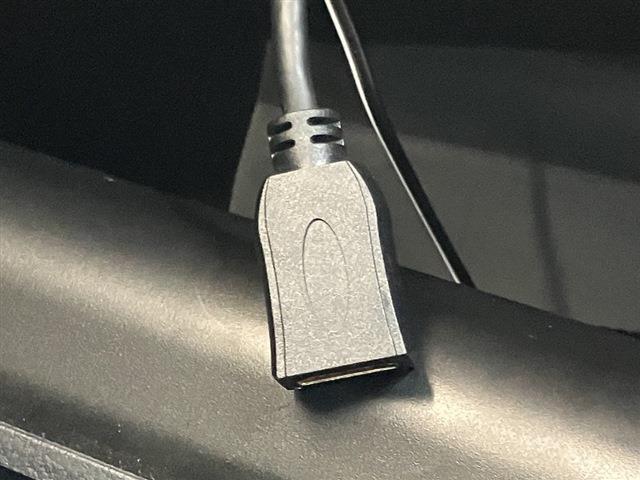トヨタ プリウスＰＨＶ １．８ Ｓ セーフティパッケージ R2年 (東海) 99