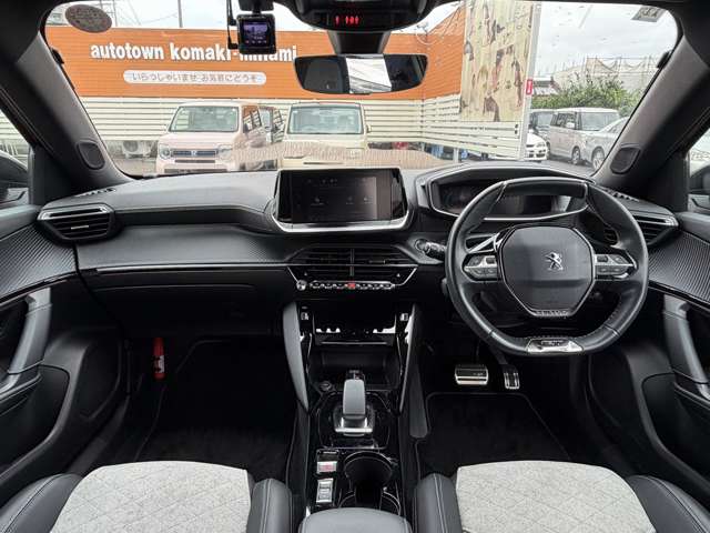 プジョー ｅ−２００８ ＧＴ R2年 () 99