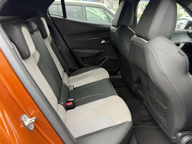 プジョー ｅ−２００８ ＧＴ R2年 () 99