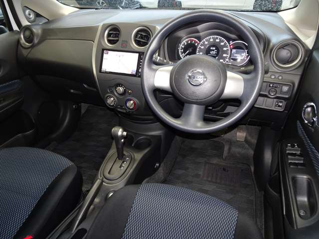 日産 ノート １．２ Ｘ ＤＩＧ－Ｓ H26年 () 99