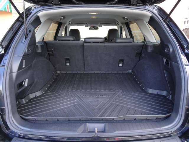 スバル レガシィアウトバック ２．５ リミテッド ４ＷＤ H27年 () 99