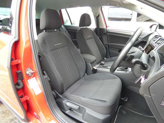 フォルクスワーゲン ゴルフ　オールトラック ＴＳＩ ４モーション ４ＷＤ H29年 (関東) 99