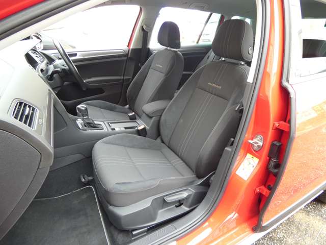フォルクスワーゲン ゴルフ　オールトラック ＴＳＩ ４モーション ４ＷＤ H29年 (関東) 99