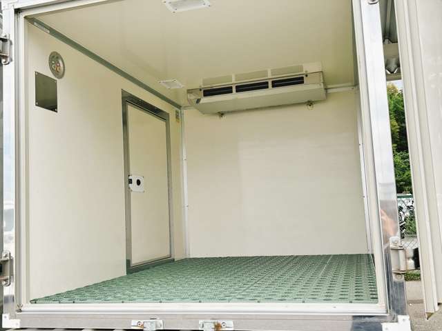 ダイハツ ハイゼットトラック 低温冷蔵冷凍車 －２５℃設定 R2年 (関東) 99