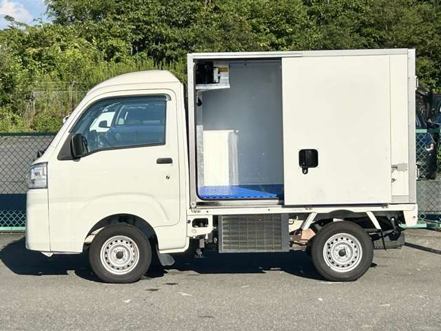 ダイハツ ハイゼットトラック カラーアルミ中温冷凍車 －７℃設定 R2年 (関東) 99