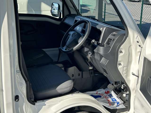 ダイハツ ハイゼットトラック ４ＷＤ カラーアルミ冷凍車 中温－７℃設定 H30年 (関東) 99