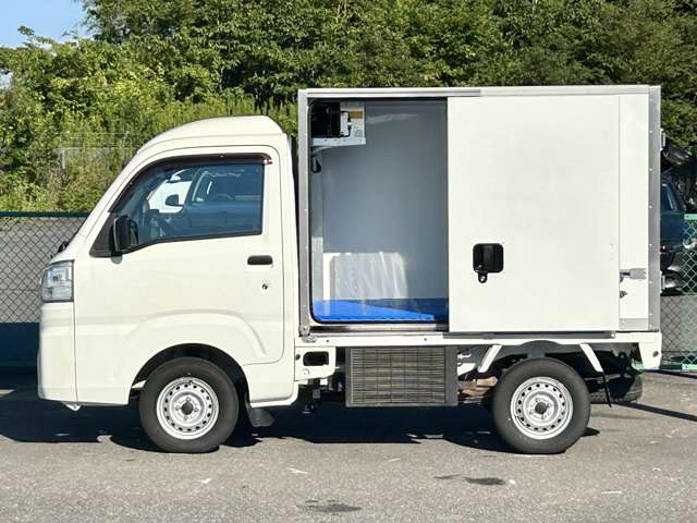 ダイハツ ハイゼットトラック ４ＷＤ カラーアルミ冷凍車 中温－７℃設定 H30年 (関東) 99